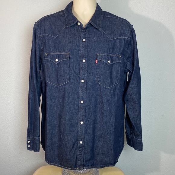 Men's Levi's Dark Wash Western Snap Shirt - Picture 1 of 6